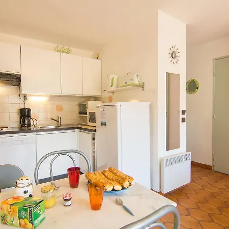 La Croix Du Sud-4 By Interhome